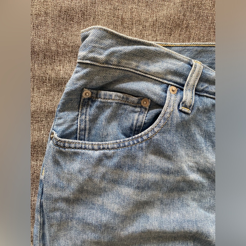 Everlane the Super-Soft Relaxed Runaround Jean in Vintage Light Blue Size 32 - Picture 8 of 13